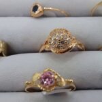 Regalos de oro para mujeres: joyas, anillos, collares y más